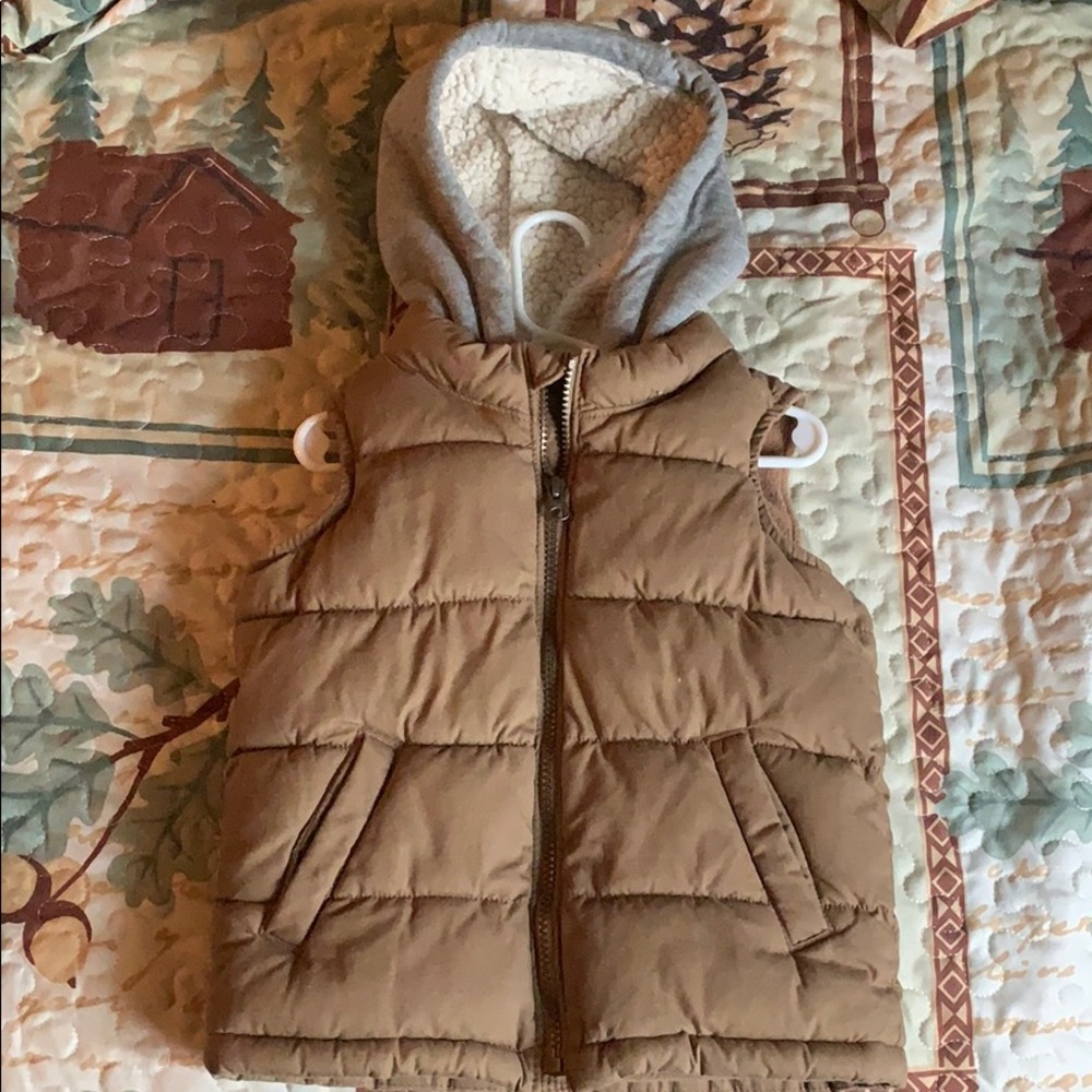 Old navy vest